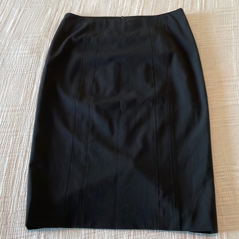 Armani skirt with stretch